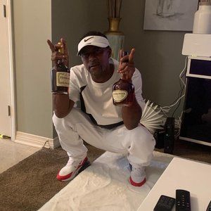 Meet your Posher, Harvey